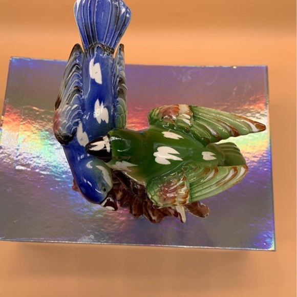 6" THAMES JAPAN colorful HAND PAINTED BIRDS FIGURINE - Picture 3 of 11